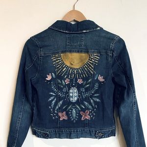 I S L A N D  I N  T H E  S U N original